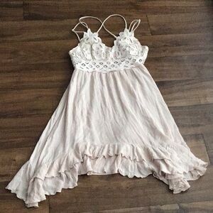 2/$15🦋 Favlux cream ruffle dress